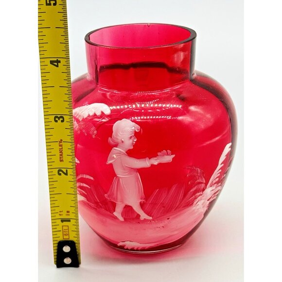 Fenton Glass Mary Gregory Cranberry  Vase Woman with Pie Vintage 4.5 inch - Picture 6 of 6
